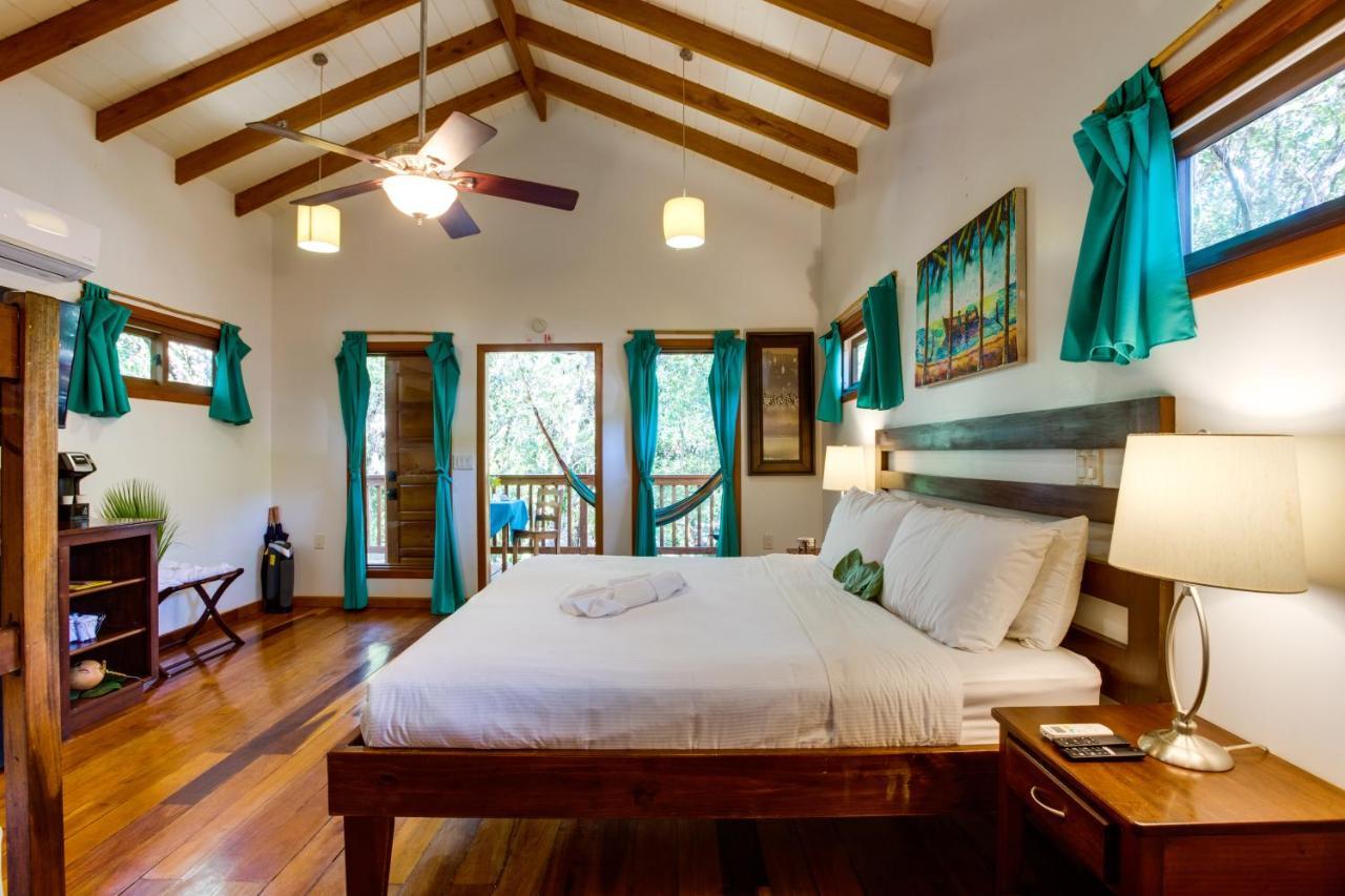 Mariposa Belize Beach Resort Placencia Exteriör bild