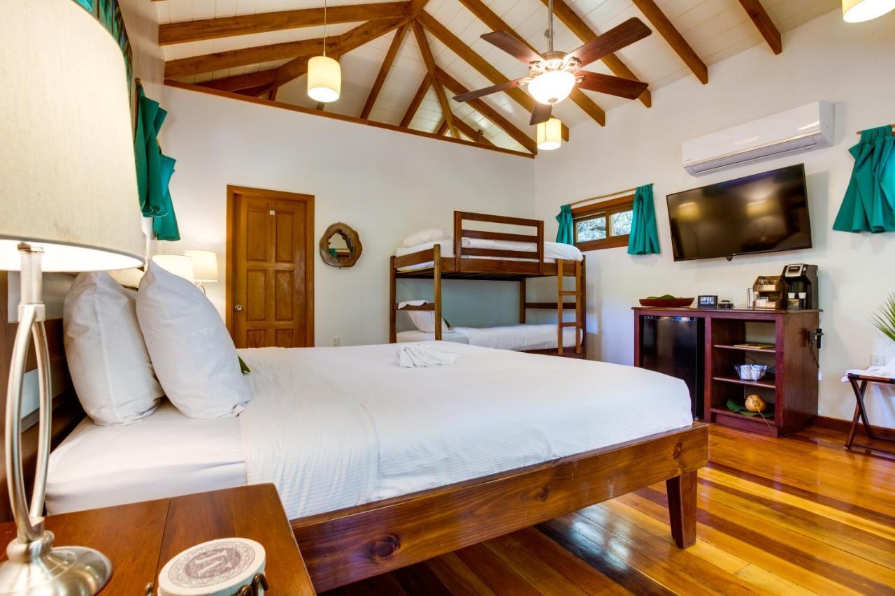 Mariposa Belize Beach Resort Placencia Exteriör bild