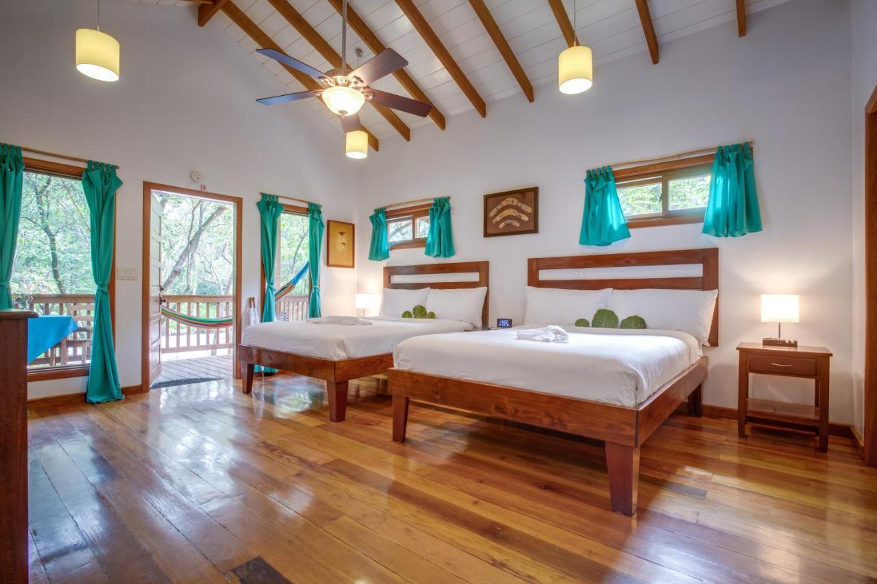 Mariposa Belize Beach Resort Placencia Exteriör bild